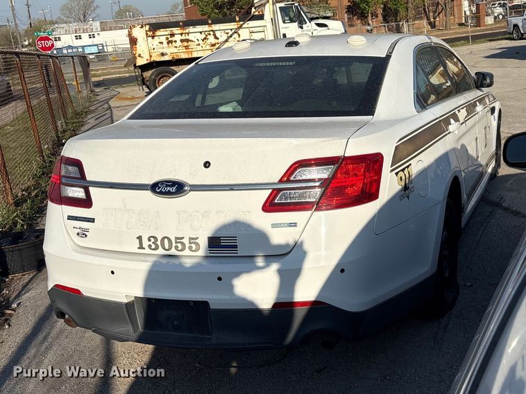 image for item FB8683 2013 Ford Taurus Police Interceptor 