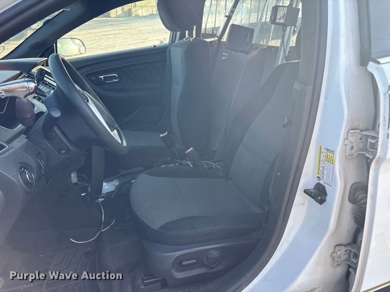 image for item FB8683 2013 Ford Taurus Police Interceptor 