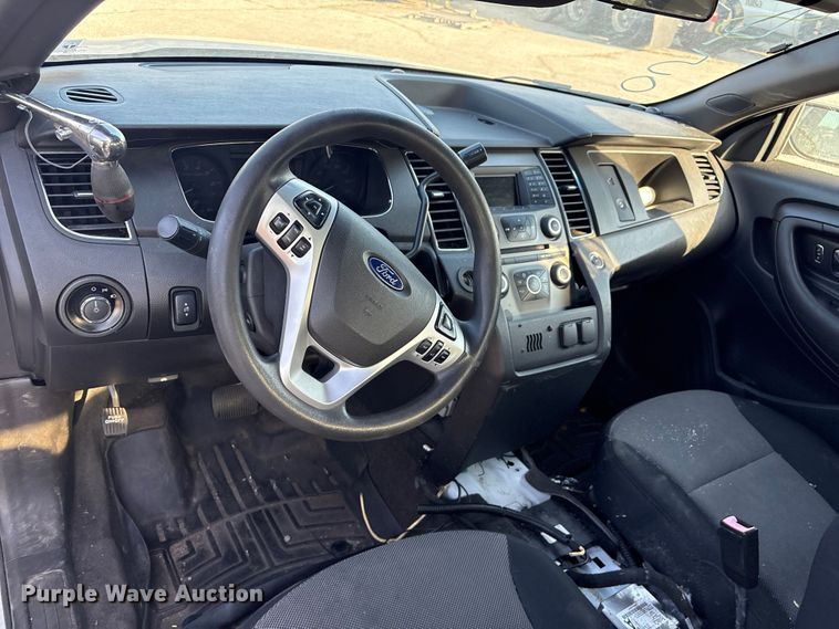 image for item FB8683 2013 Ford Taurus Police Interceptor 