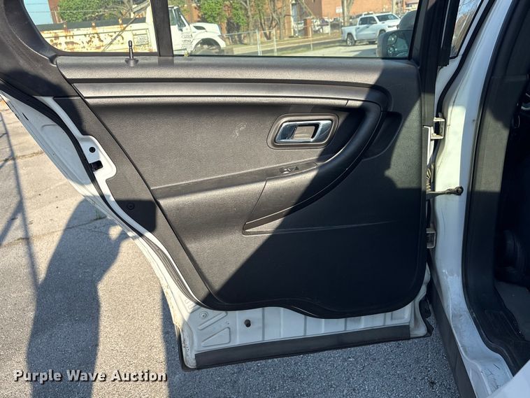 image for item FB8683 2013 Ford Taurus Police Interceptor 