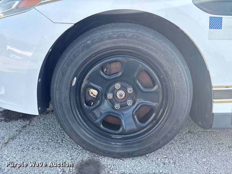 image for item FB8683 2013 Ford Taurus Police Interceptor 