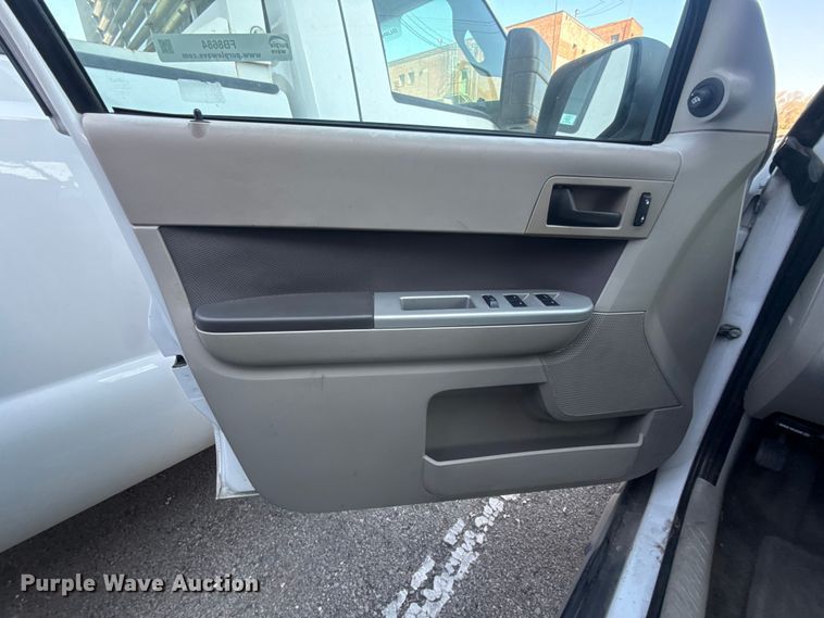 image for item FB8684 2009 Ford Escape SUV