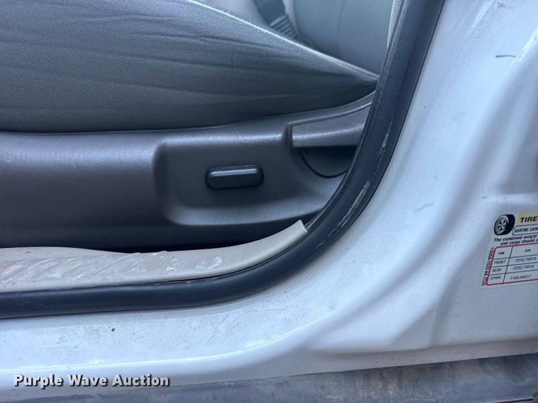 image for item FB8684 2009 Ford Escape SUV