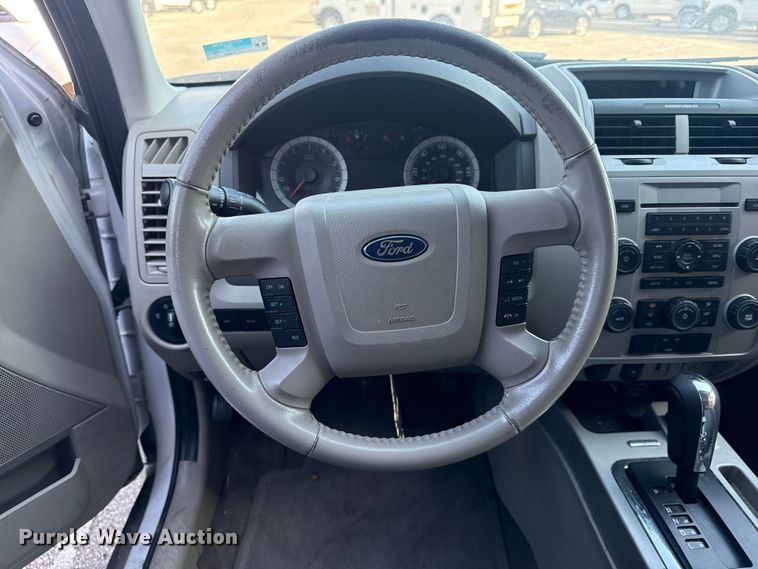 image for item FB8684 2009 Ford Escape SUV