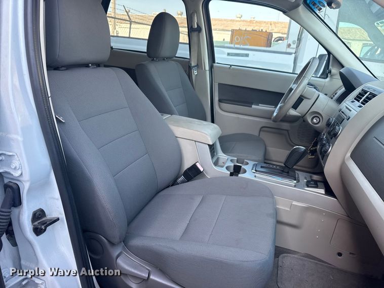 image for item FB8684 2009 Ford Escape SUV