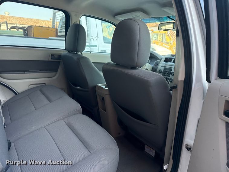 image for item FB8684 2009 Ford Escape SUV