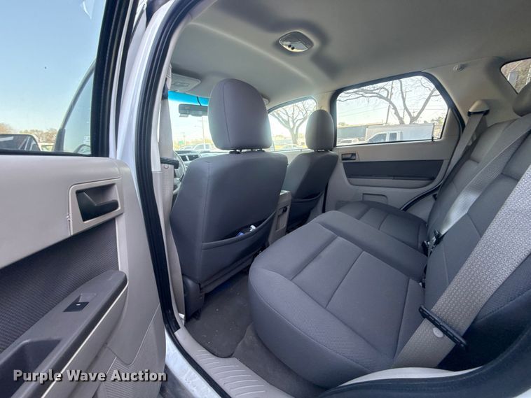 image for item FB8684 2009 Ford Escape SUV