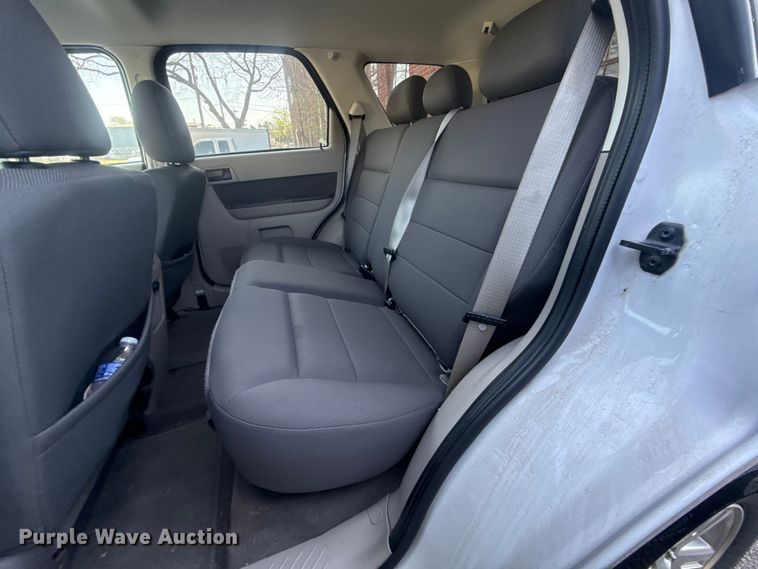 image for item FB8684 2009 Ford Escape SUV