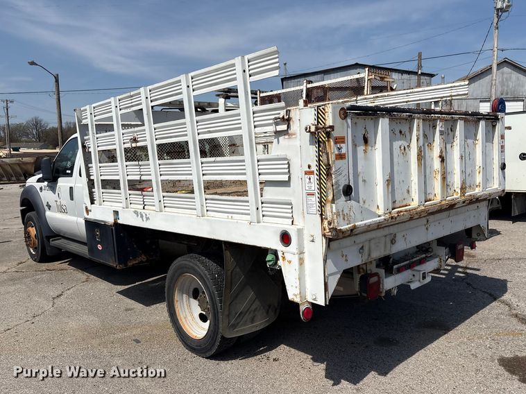 image for item FB8685 2012 Ford F450 Super Duty Ext. Cab flatbed truck