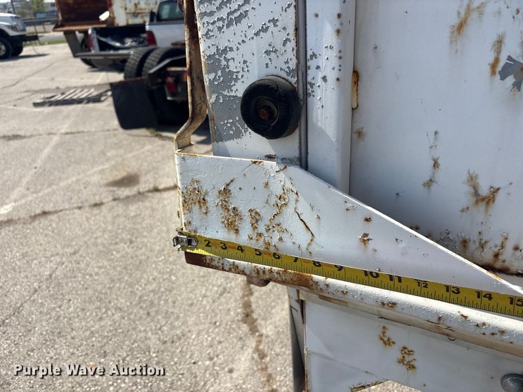 image for item FB8685 2012 Ford F450 Super Duty Ext. Cab flatbed truck