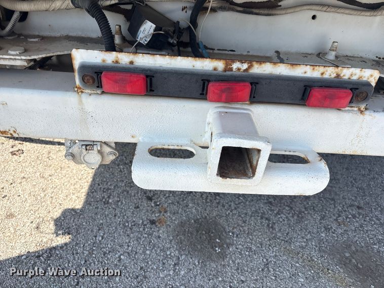 image for item FB8685 2012 Ford F450 Super Duty Ext. Cab flatbed truck