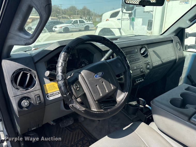 image for item FB8685 2012 Ford F450 Super Duty Ext. Cab flatbed truck