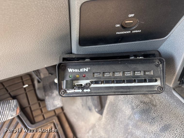 image for item FB8685 2012 Ford F450 Super Duty Ext. Cab flatbed truck