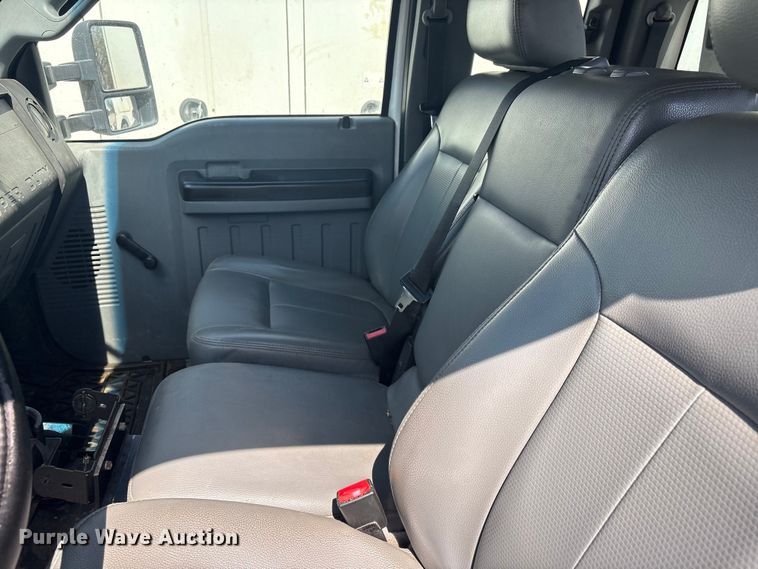 image for item FB8685 2012 Ford F450 Super Duty Ext. Cab flatbed truck