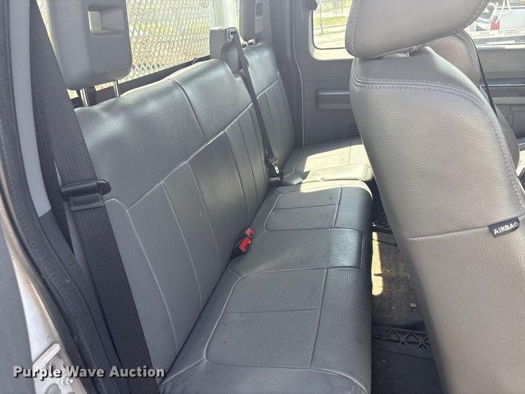 image for item FB8685 2012 Ford F450 Super Duty Ext. Cab flatbed truck