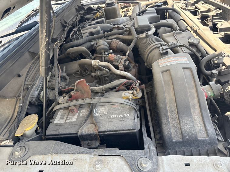 image for item FB8685 2012 Ford F450 Super Duty Ext. Cab flatbed truck