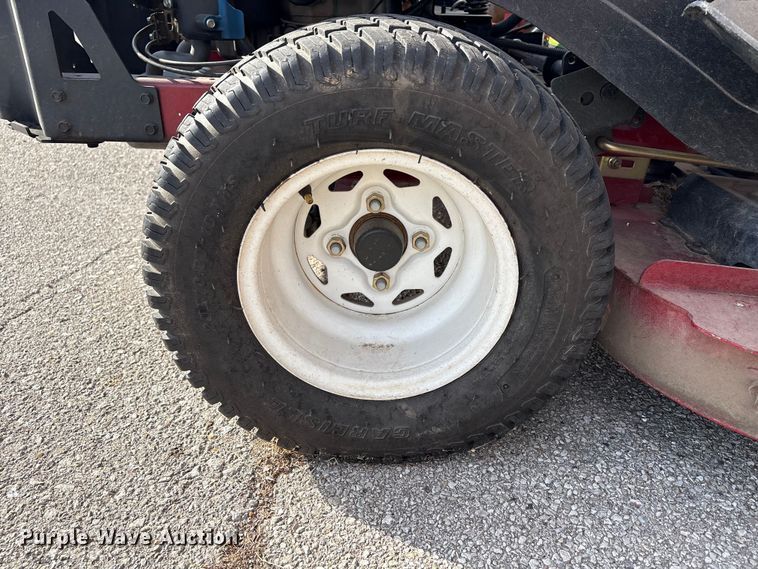 image for item FB8688 2017 Toro Time Cutter MX6050 ZTR lawn mower