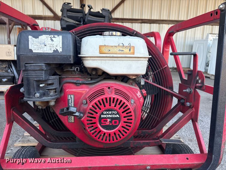 image for item FB8689 (2) Super Vac 724G4-H fans