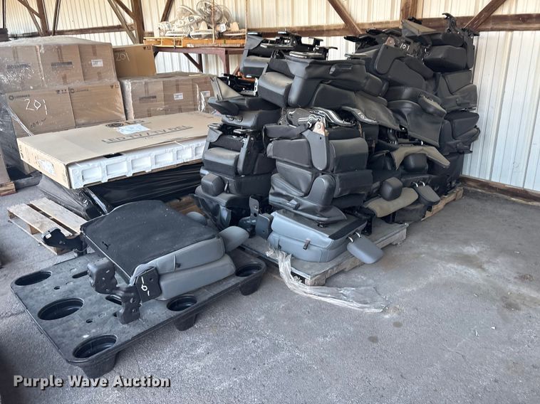 image for item FB8690 Approximately 27 seats