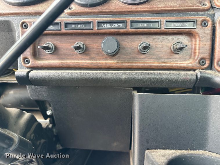 image for item FB8691 2009 Freightliner FLD120 semi truck