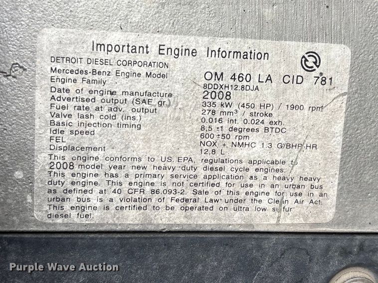 image for item FB8691 2009 Freightliner FLD120 semi truck