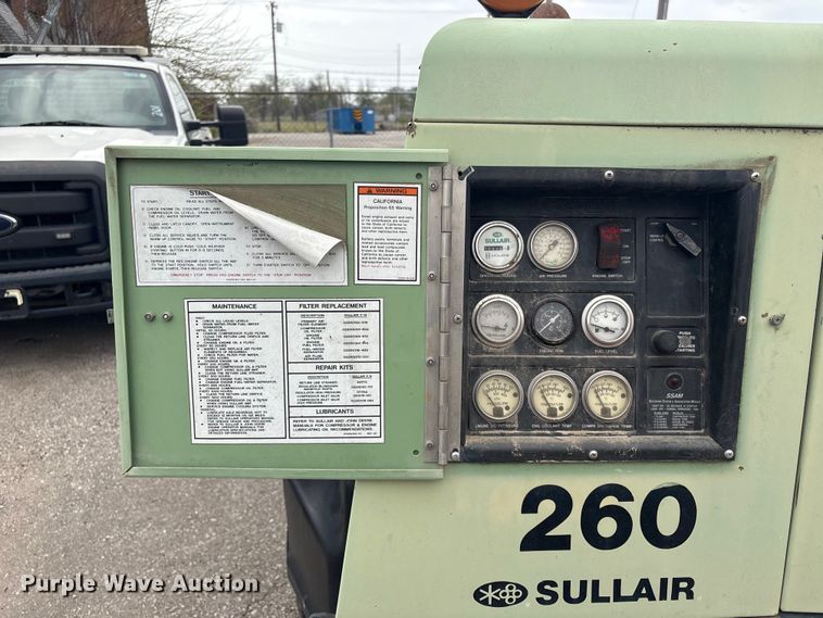 image for item FB8693 2005 Sullair 260DPQJD air compressor