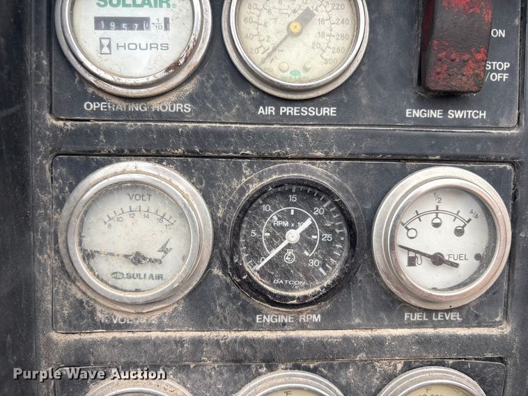 image for item FB8693 2005 Sullair 260DPQJD air compressor