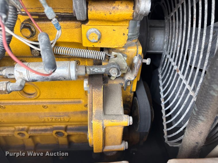 image for item FB8693 2005 Sullair 260DPQJD air compressor