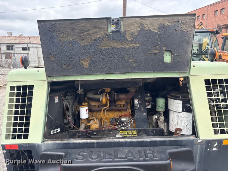 image for item FB8693 2005 Sullair 260DPQJD air compressor