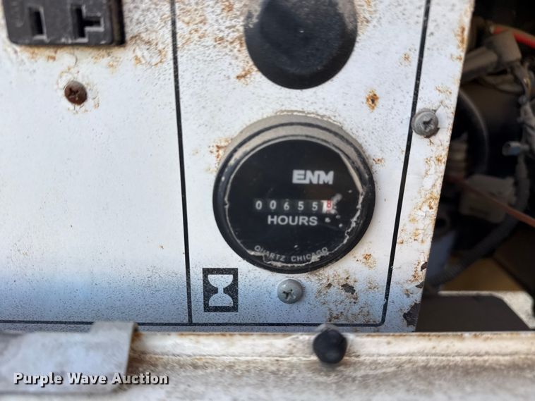 image for item FB8694 2006 WANCO LTC4 light plant