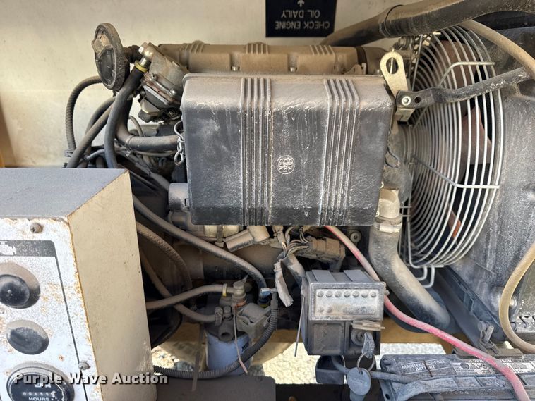 image for item FB8694 2006 WANCO LTC4 light plant