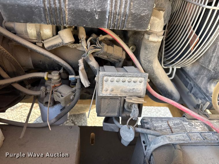 image for item FB8694 2006 WANCO LTC4 light plant