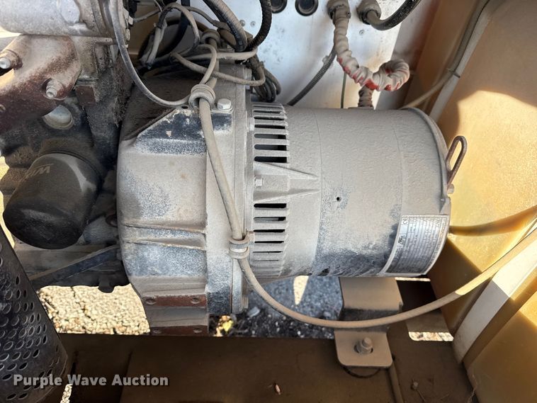 image for item FB8694 2006 WANCO LTC4 light plant