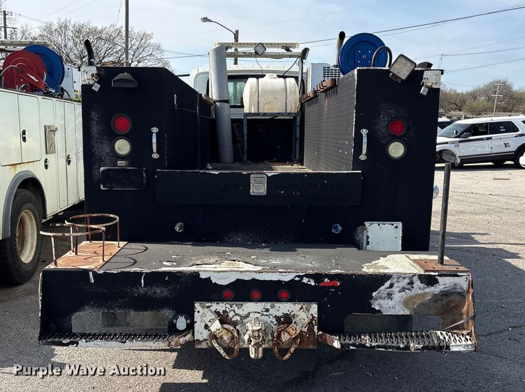 image for item FB8695 2010 International WorkStar 7400 utility / service truck