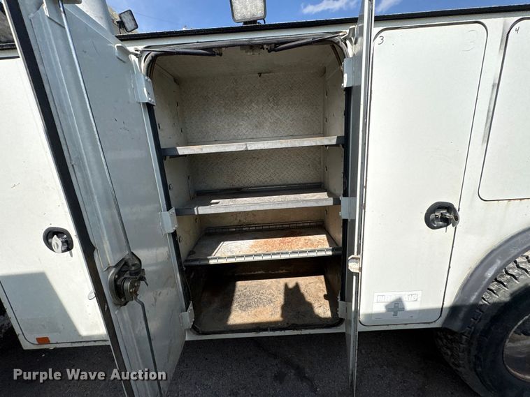 image for item FB8695 2010 International WorkStar 7400 utility / service truck