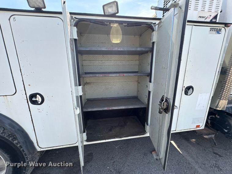 image for item FB8695 2010 International WorkStar 7400 utility / service truck