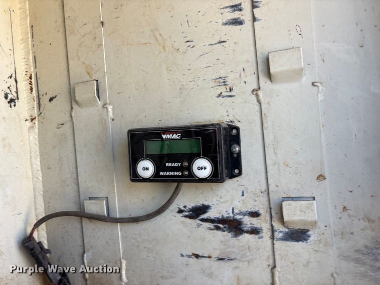 image for item FB8695 2010 International WorkStar 7400 utility / service truck