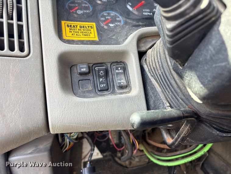 image for item FB8695 2010 International WorkStar 7400 utility / service truck