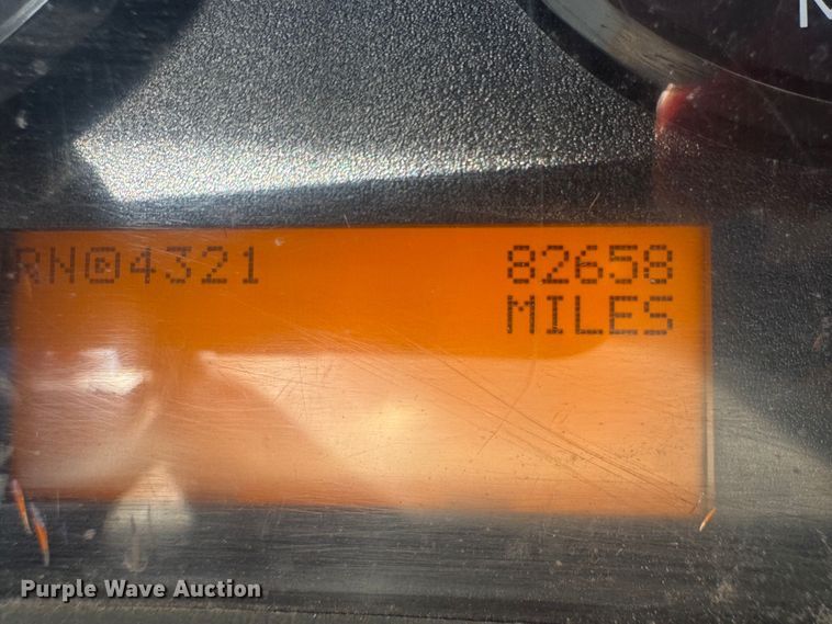 image for item FB8695 2010 International WorkStar 7400 utility / service truck