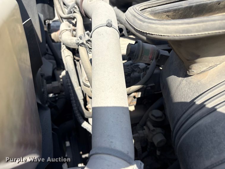 image for item FB8695 2010 International WorkStar 7400 utility / service truck