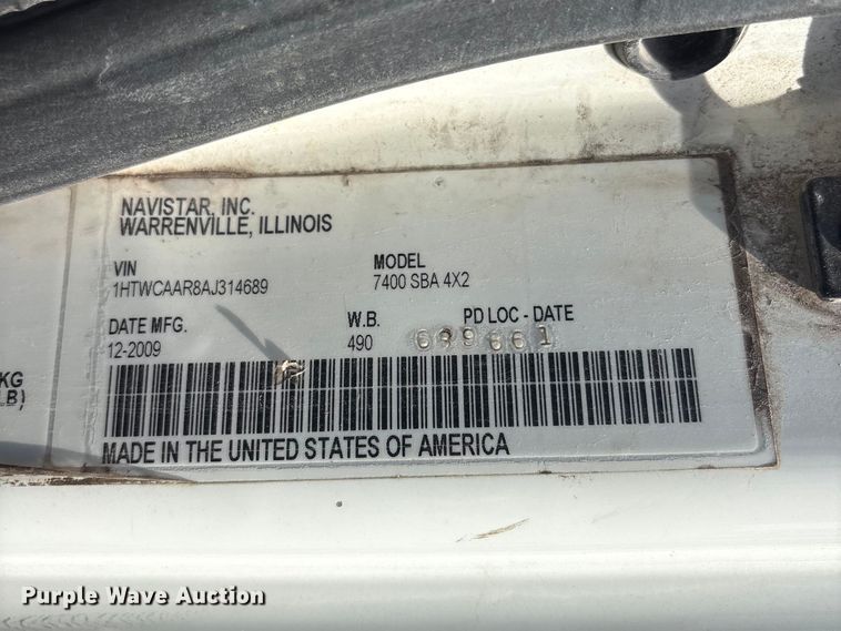 image for item FB8695 2010 International WorkStar 7400 utility / service truck