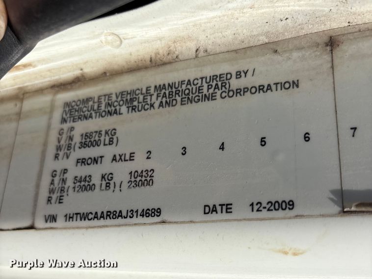 image for item FB8695 2010 International WorkStar 7400 utility / service truck