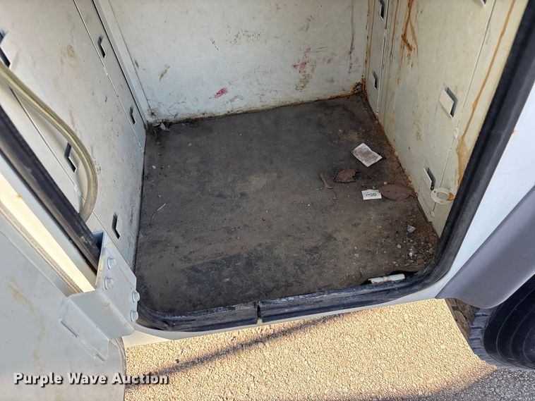 image for item FB8696 2010 International DuraStar 4400 utility / service truck