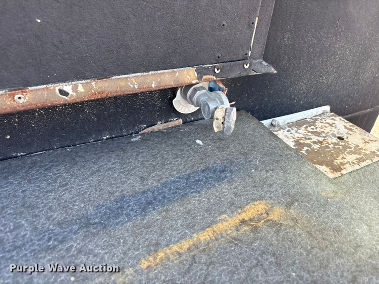 image for item FB8696 2010 International DuraStar 4400 utility / service truck