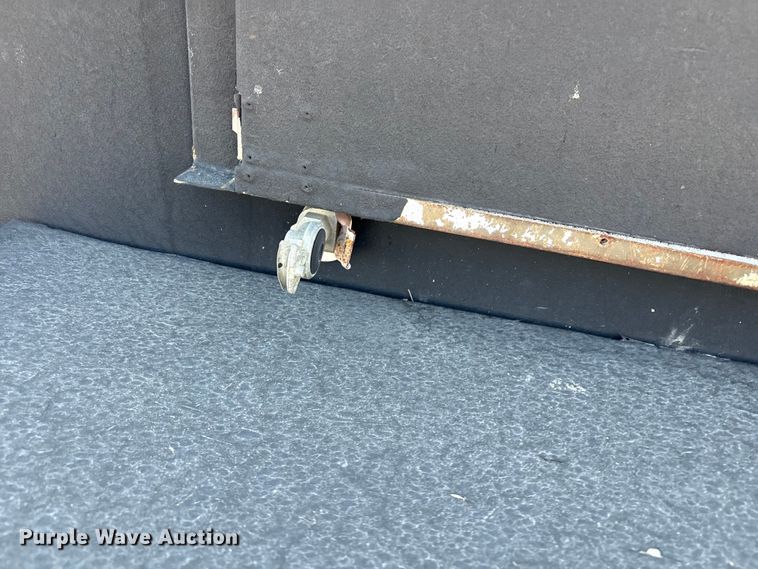 image for item FB8696 2010 International DuraStar 4400 utility / service truck