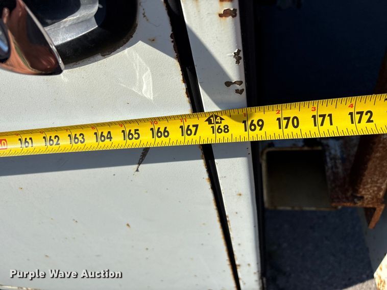 image for item FB8696 2010 International DuraStar 4400 utility / service truck