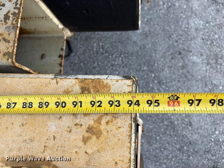 image for item FB8696 2010 International DuraStar 4400 utility / service truck