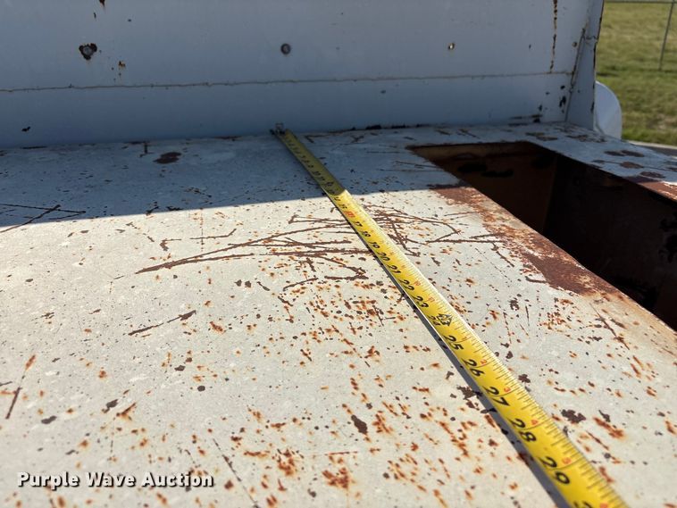 image for item FB8696 2010 International DuraStar 4400 utility / service truck