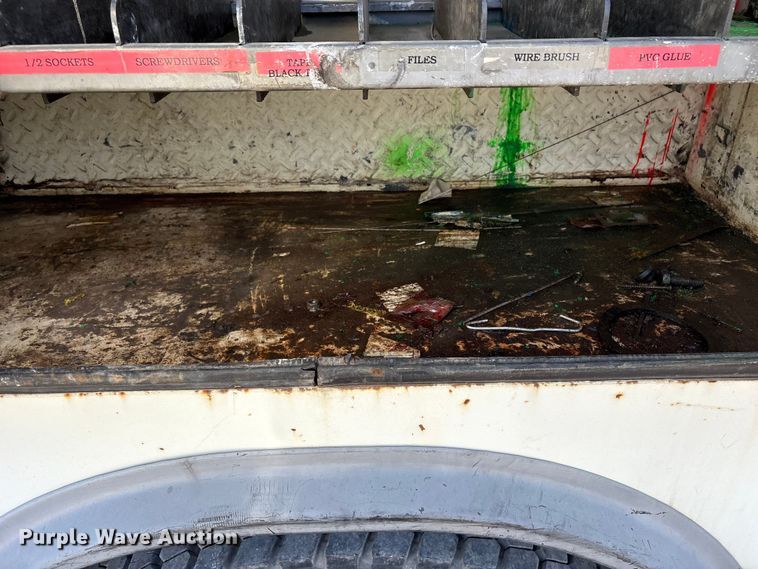 image for item FB8696 2010 International DuraStar 4400 utility / service truck