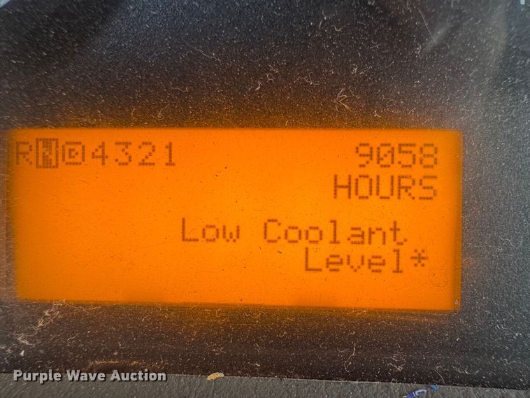 image for item FB8696 2010 International DuraStar 4400 utility / service truck